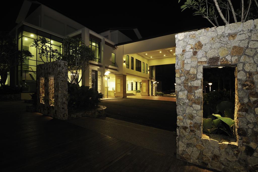 Espira Kinrara Hotel Puchong Exterior photo